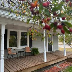 Crabapple Cottage