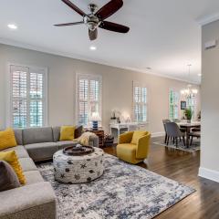 Gorgeous Home by Crawford Square w Private Parking, Heated Pool Access by Southern Belle Savannah