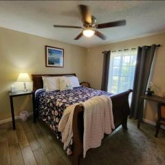 Harmony Bed and Breakfast Private Queen GardenviewRoom