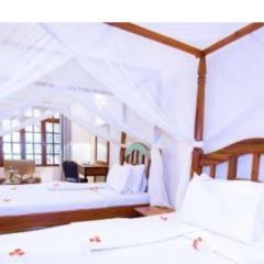 MACHAGE TOURS AND SAFARIS HOTEL