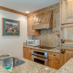 Greyhawk Condo 10 - Great Location Close to Bald Mt Hiking and Skiing