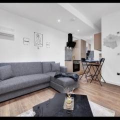 flat1, 417 Fulham