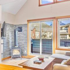 Canmore Mountain view loft apartment heated outdoor pool