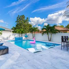 Lux Backyard/Heated Pool/Everglades/Speedway/Keys!