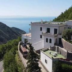 Adagio Ravello