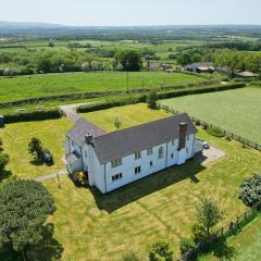 Three Moors View, Iddesleigh