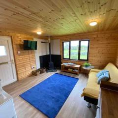Idyllic Cornish Retreat At Puffin Lodge