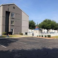 Country Inn & Suites by Radisson, Fayetteville I-95, NC