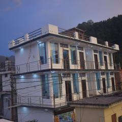 Hotel Village Inn by StayApart