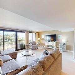 CoastalRetreat Beachfront 3BR Litchfield By theSea