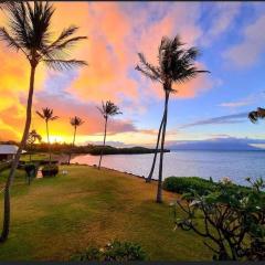 Oceanfront true 2 bedroom w/lanai on Molokai