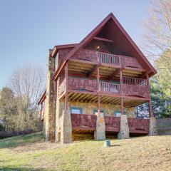 Spacious Cabin with Fireplace about 3 Mi to Dollywood!