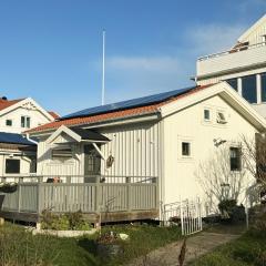 Nice cottage on Ockero in Gothenburgs archipelago