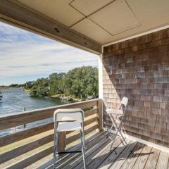 Hatteras Island Hideaway Waterfront, Canal Access