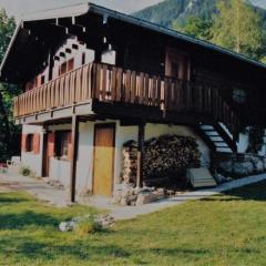 Chalet Oase Obere Wohnung - b48609