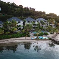 Stunning Waterfront Suite, Antigua English Harbour