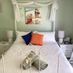 Azalea Bed and Breakfast Hideaway