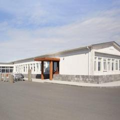 KEF Guesthouse by Keflavík airport