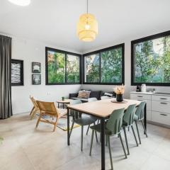 Sweet and rural home in Ra’anana