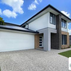 Scotty’s Place – Luxury Retreat