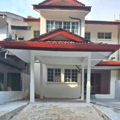 LOTUS HOMESTAY