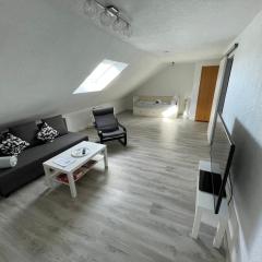 Moderne gemütliche 2-Zimmer Wohnung Stuttgart Bad-Cannstatt