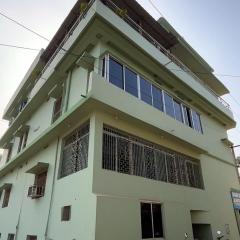 Anand Inn