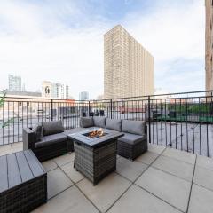 McCormick Patio skyline view 2b/2b with optional Parking for up to 6 people