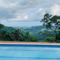 Enjoy Mountain Retreat Close to Panama Beaches