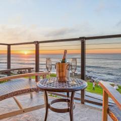 Sur La Mer, beachfront, tidal pools