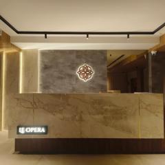 Le Opera
