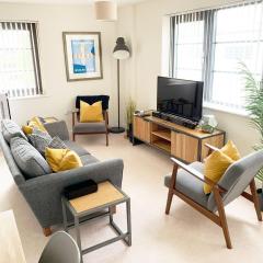 Travaal.©om - 2 Bed Serviced Apartment Farnborough