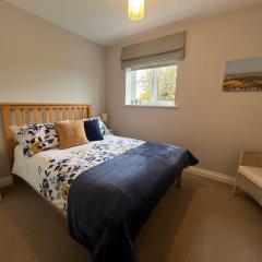 Central Village flat, close to beach