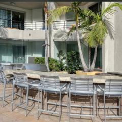 Nautical 2 Bedroom in the of Heart Marina del Rey