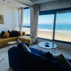 Golden Beach Elegance Sea View & Serenity
