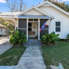 Corporate Comfort in Freetown - Port Rico: Spacious Homes for Work Crews