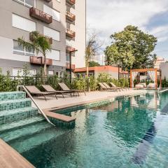 Studio moderno em cond com piscina CON408