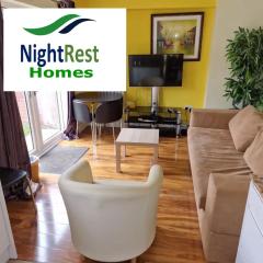 NightRest Homes 5 Bedroom House - Smart Tv in Each Room-Parking-Wifi