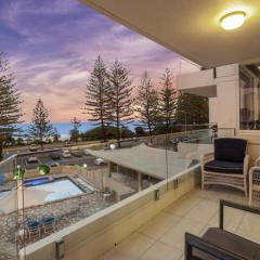 Southern Cross - Hosted by Burleigh Letting