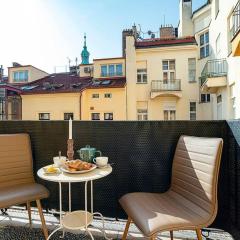 Elegant Apartment with Balcony in Pařížská street