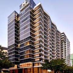 Meriton Suites Canberra