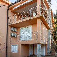 2 Bedroom Nice Home In Njivice