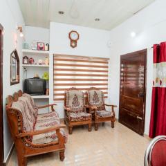 Koonamparayil Home Stay Munnar Anaviratty-Family Only