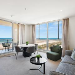 Belle Escapes - Beachfront Balcony Glenelg
