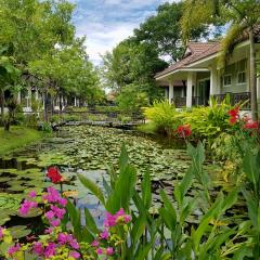 Le Charme Sukhothai Historical Park