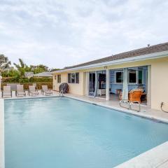 Bright Fort Myers Home with Pool - 9 Mi to Beach!