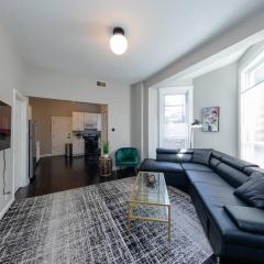 The Secret West Loop Oasis for up to 4 guests