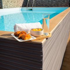 Evasion en plein cœur de la ville Studio Jacuzzis Sauna et piscine au centre de Port-Louis