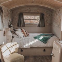 Rocky Creek Shepherds Hut