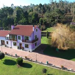 AG Casa de Aldea Laxe con jardín y playa a 7km